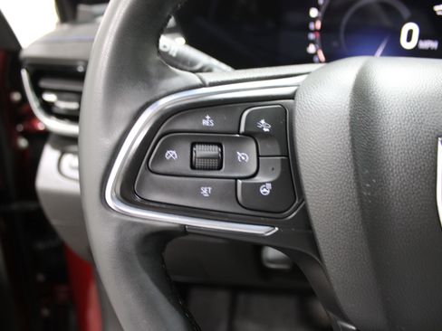 Used 2024 Buick Envista Sport Touring w/ Convenience I Package image 12