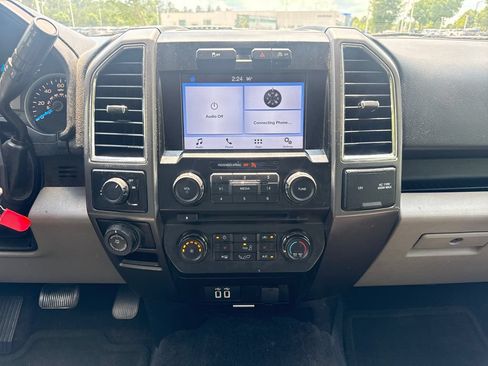 Used 2016 Ford F150 XLT w/ Equipment Group 302A Luxury RWD image 18