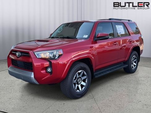 Used 2022 Toyota 4Runner TRD Off-Road image 1