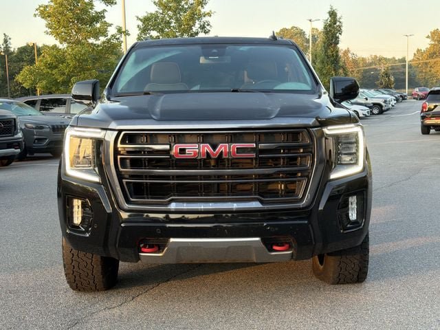 Used 2024 GMC Yukon XL AT4 AWD/4WD image 8