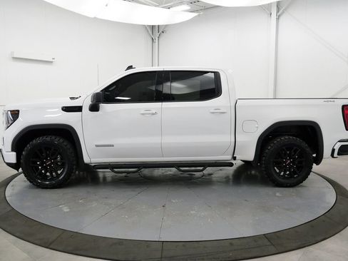 Used 2023 GMC Sierra 1500 Elevation AWD/4WD image 4