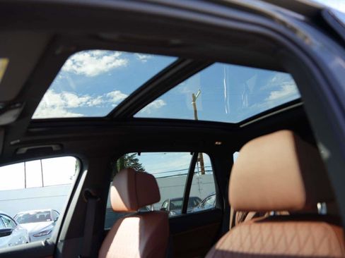 Used 2025 BMW X5 xDrive40i image 16