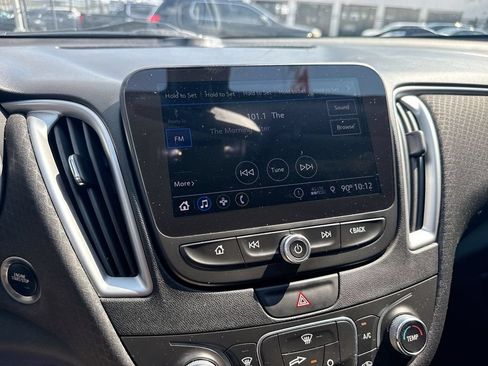 Used 2019 Chevrolet Malibu LS FWD image 15