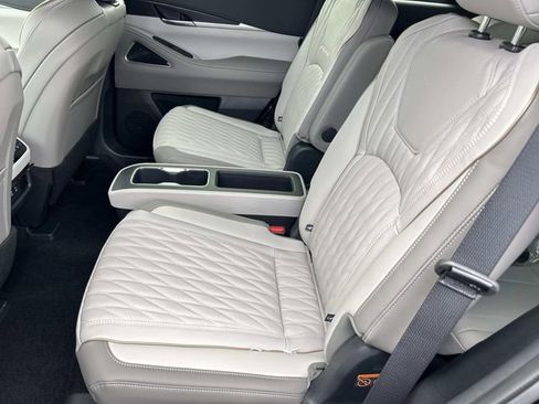 New 2026 INFINITI QX60 Autograph image 21