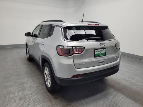 Used 2024 Jeep Compass Latitude image 5