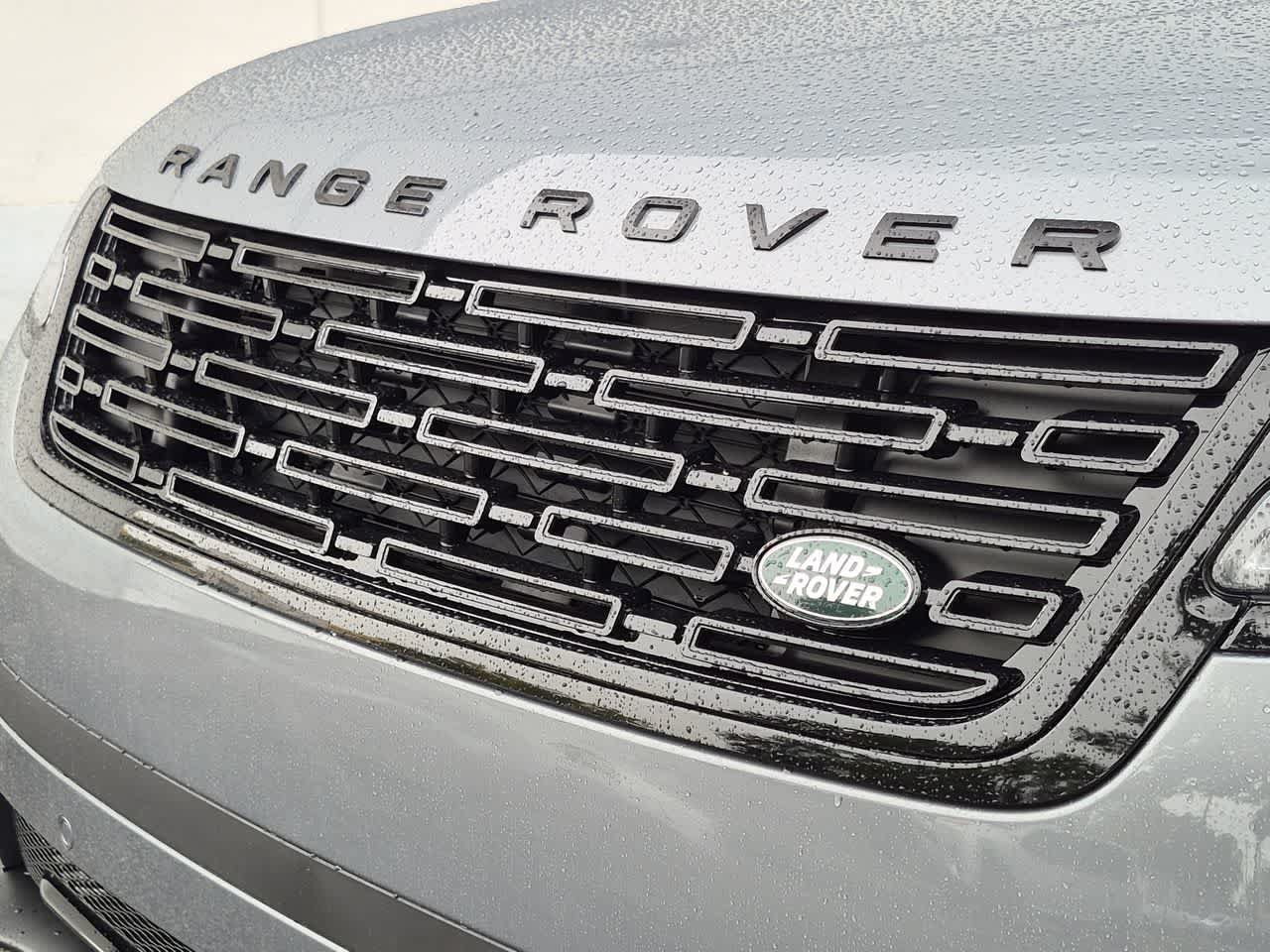 New 2026 Land Rover Range Rover Velar S AWD/4WD image 12