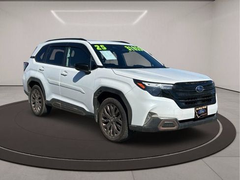 Used 2025 Subaru Forester Sport AWD/4WD image 3
