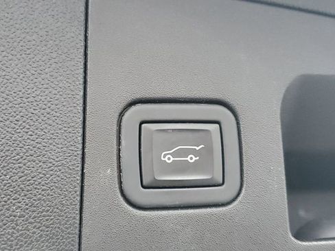 Certified 2024 Cadillac XT5 Sportv image 9