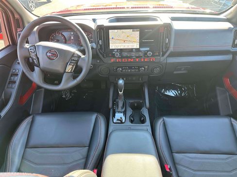 Used 2025 Nissan Frontier Pro-X w/ Pro Premium Package image 13