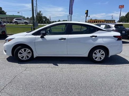 Used 2024 Nissan Versa S w/ Electronics Package FWD image 6