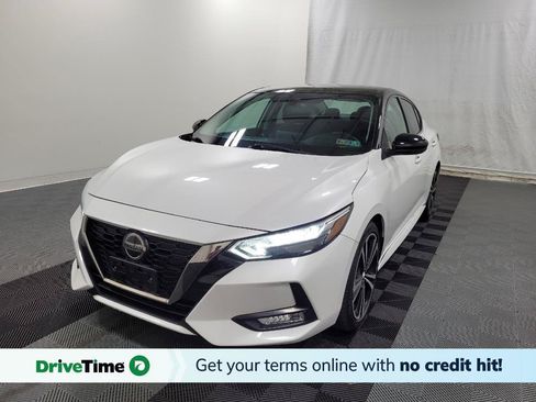 Used 2021 Nissan Sentra SR FWD image 1
