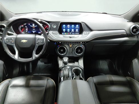Certified 2022 Chevrolet Blazer Premier w/ Enhanced Convenience Package AWD/4WD image 19