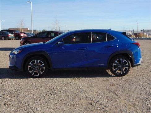 Used 2022 Lexus UX 250h w/ Accessory Package (Z1) image 7