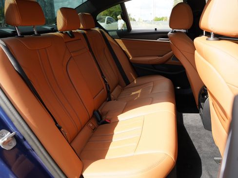 Used 2022 BMW 540i 540i w/ Executive Package image 9