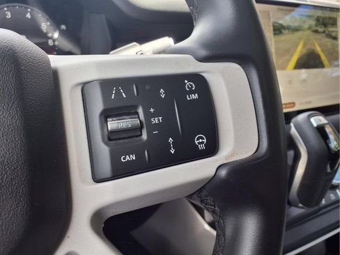 Used 2025 Land Rover Defender 110 S AWD/4WD image 21