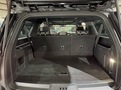 Used 2022 Ford Expedition Max Limited AWD/4WD image 19