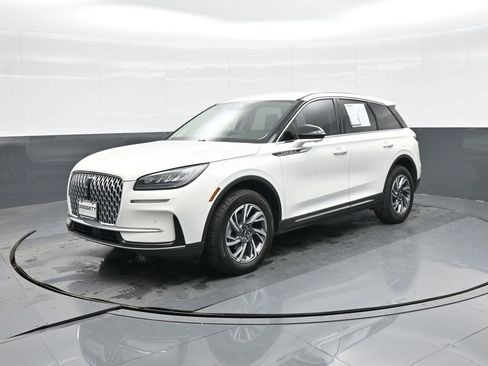 Used 2024 Lincoln Corsair Premiere w/ Equipment Group 101A image 19