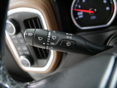 Used 2021 Chevrolet Silverado 1500 High Country w/ Technology Package image 30