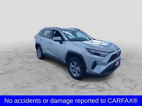 Used 2025 Toyota RAV4 XLE image 3