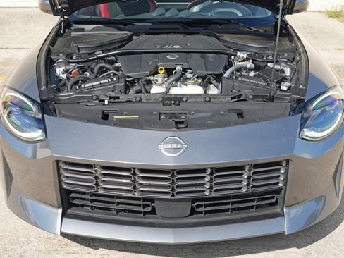 Used 2025 Nissan Z Performance w/ Floor Mat Package RWD image 8