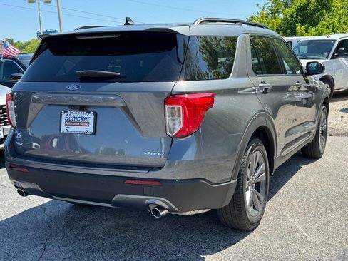 Used 2023 Ford Explorer XLT w/ Equipment Group 202A AWD/4WD image 3