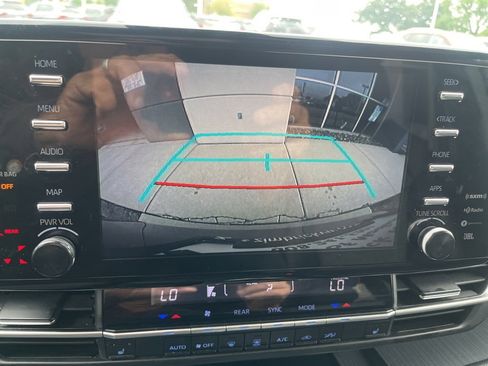 Used 2021 Toyota Sienna XSE w/ XSE Plus Package image 22