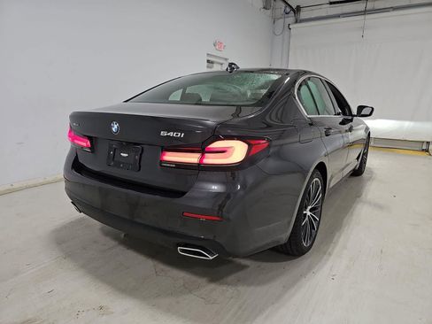 Used 2022 BMW 540i xDrive w/ Premium Package AWD/4WD image 4