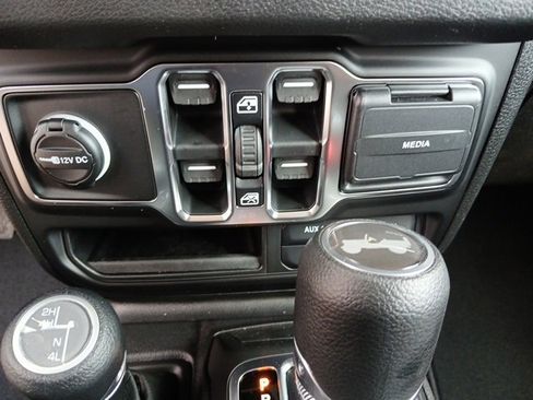 New 2026 Jeep Wrangler Sport S image 41