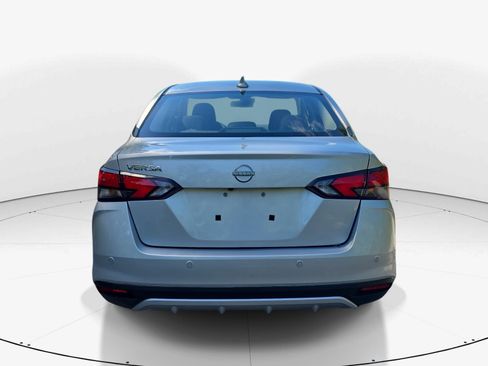 Used 2025 Nissan Versa SV w/ Trunk Package FWD image 5