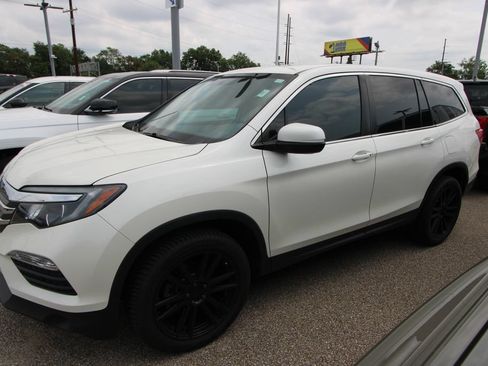 Used 2017 Honda Pilot EX-L image 5