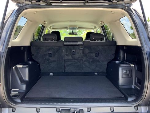Used 2016 Toyota 4Runner SR5 RWD image 34