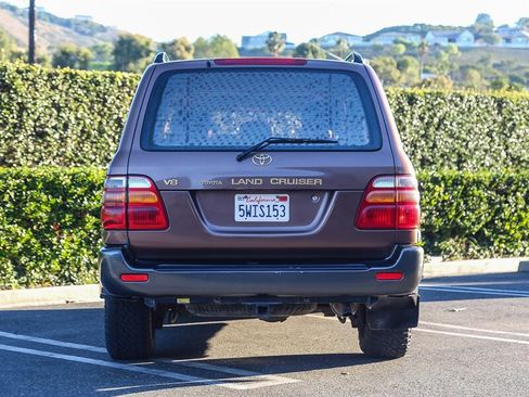 Used 1998 Toyota Land Cruiser image 8