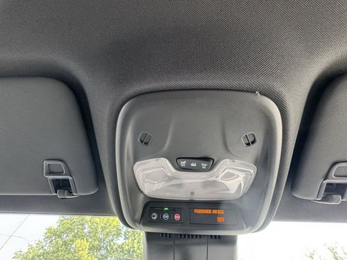 Used 2025 Chevrolet Colorado Trail Boss image 53