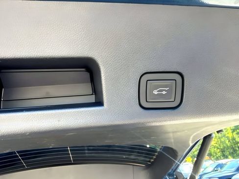 Used 2026 Chevrolet Traverse LT AWD/4WD image 20