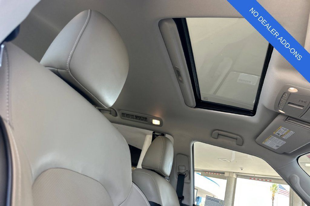 Used 2021 INFINITI QX80 Premium Select w/ Cargo Package RWD image 18