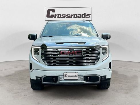 Used 2024 GMC Sierra 1500 Denali w/ Technology Package image 8