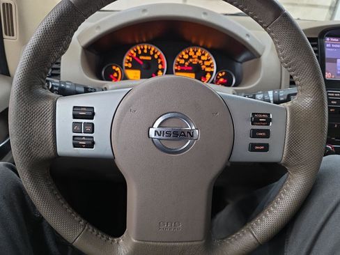 Used 2012 Nissan Pathfinder Silver image 46