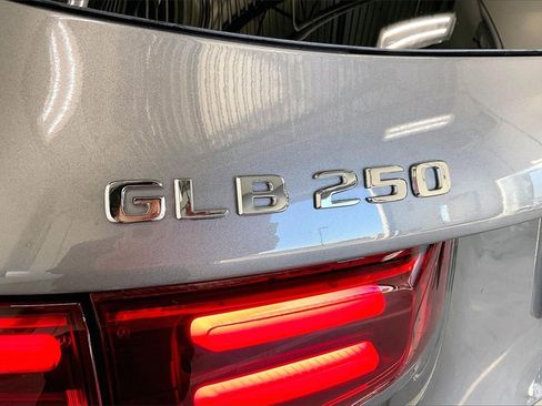 New 2026 Mercedes-Benz GLB 250 4MATIC image 15