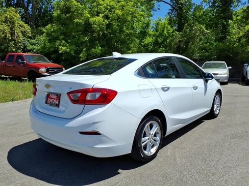 Used 2016 Chevrolet Cruze LT FWD image 7