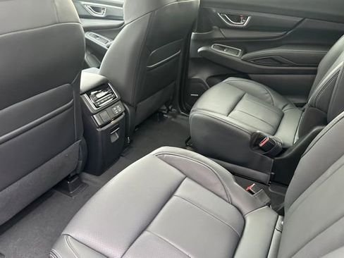 New 2026 Subaru Ascent Limited image 9