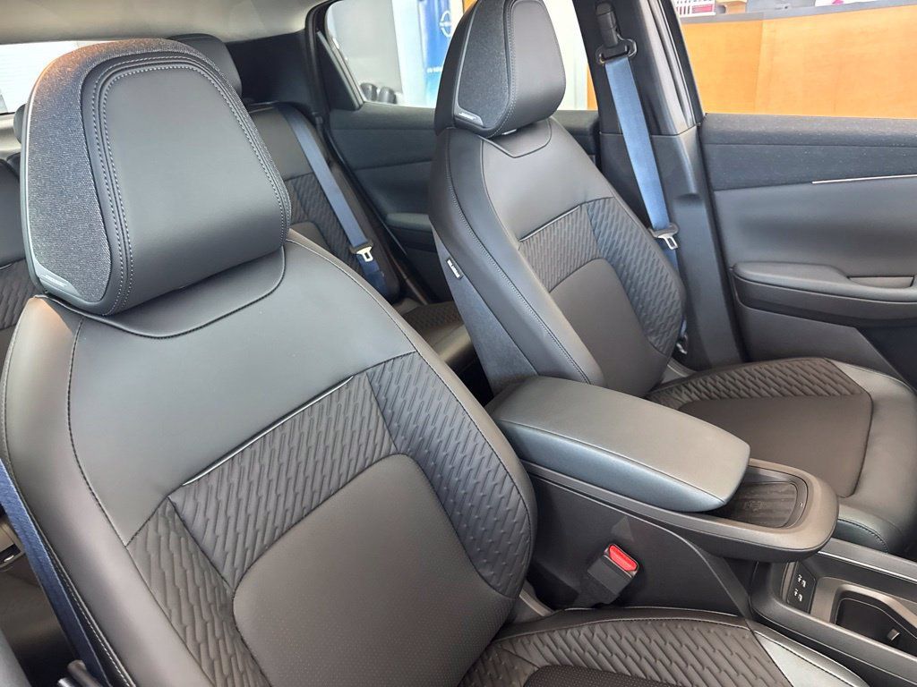 New 2026 Nissan Leaf Platinum+ FWD image 20