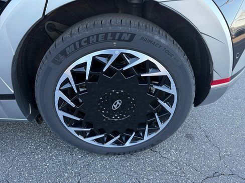 Certified 2024 Hyundai Ioniq 5 Limited image 25