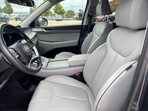 Used 2024 Hyundai Palisade SEL FWD image 26