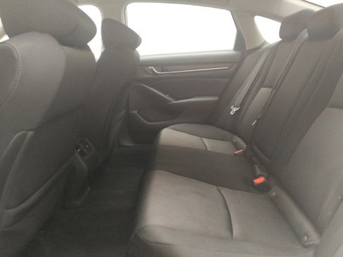 Used 2019 Honda Accord EX image 18