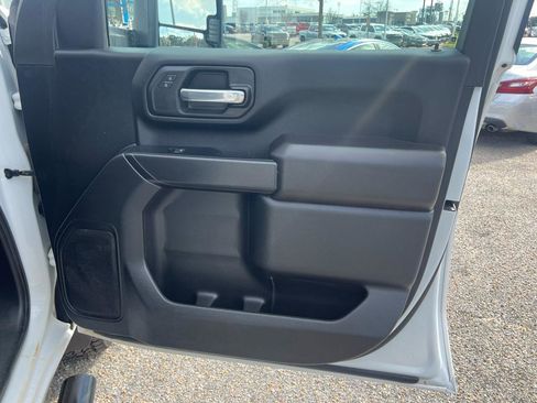 Used 2023 Chevrolet Silverado 2500 W/T w/ Gooseneck/5TH Wheel Package image 39