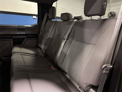 Used 2018 Ford F350 XLT w/ XLT Premium Package image 16