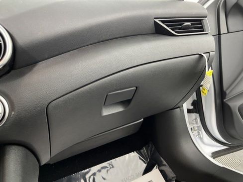 Used 2025 Nissan Sentra S FWD image 31