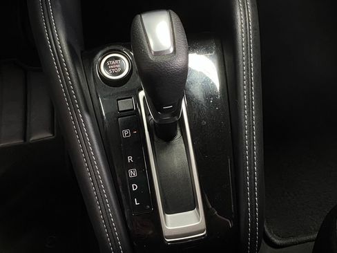 Used 2019 Nissan Kicks FWD image 24