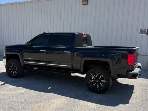 Used 2015 Chevrolet Silverado 1500 LTZ Z71 w/ LTZ Plus Package AWD/4WD image 5