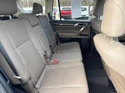 Used 2021 Lexus GX 460 Premium image 13